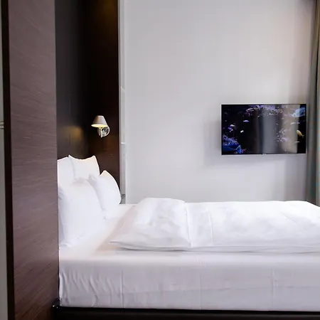 One Prague-florentinum 3*