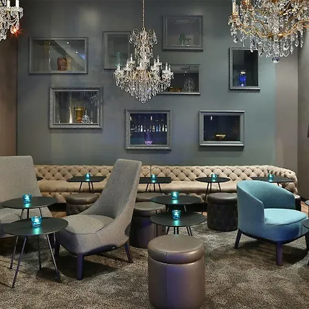 One Prague-florentinum 酒店 3*
